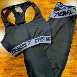 Gymshark Flex Set in Black/Charcoal